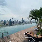 Elevated Horizons Hostel & Infinity Suites Skypool
